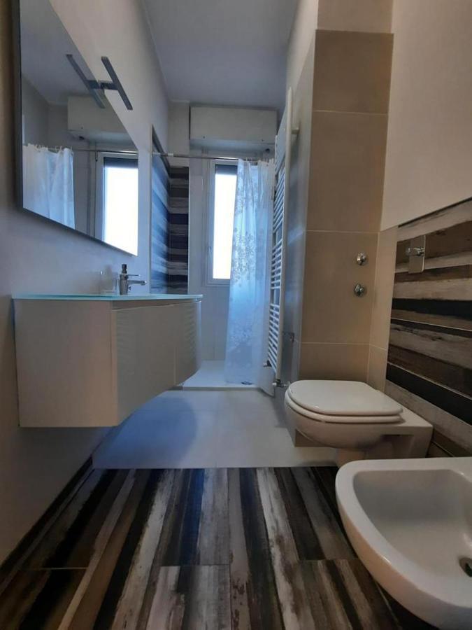 La Casa Di Penny Appartement Monza Buitenkant foto